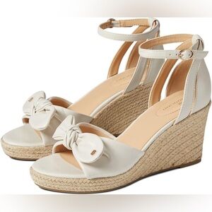 Bandolino Kaira wedge sandals size 10